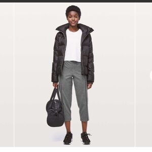 Lululemon Light Stride Crops. Size:10